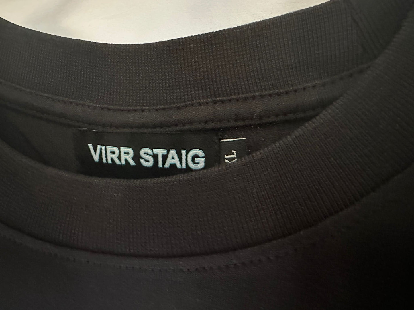 VIRR Large back print logo (black