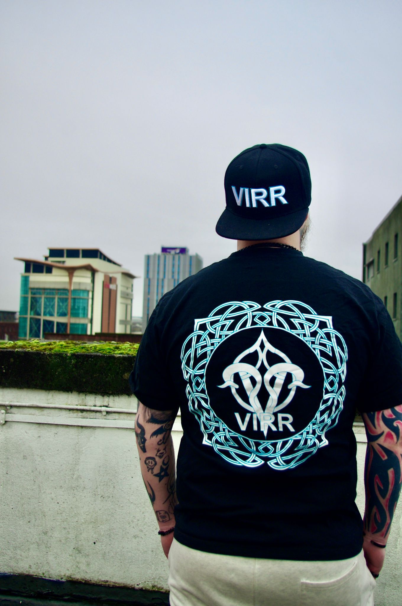 VIRR Large back print logo (black